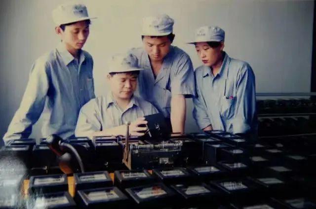 中國(guó)人在東南亞辦工廠(chǎng):出發(fā)時(shí)孤身一人一窮二白,一待就是23年